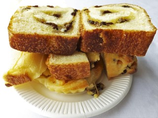 パンの盛り合わせ