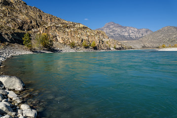 Fototapeta premium mountain river turquoise water autumn