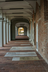 Obraz premium Stadtansicht, Stadtansichten, Städtereisen, Italien, Toscana, Lucca, Architektur, Gebäude, Fassaden, Fenster, Türen, Altstadt, Gebäudeteile