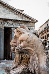 La fontaine du Panth&eacute;on de Rome