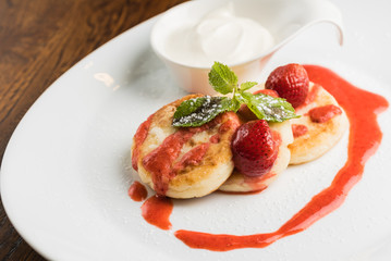Fritters of cottage cheese