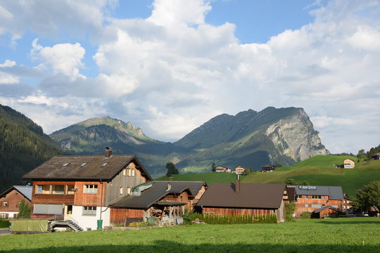 Schoppernau mit Kanisfluh