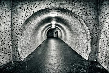 Papier Peint photo Tunnel Abandoned old underground tunnel