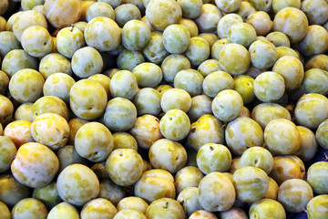 mirabelles