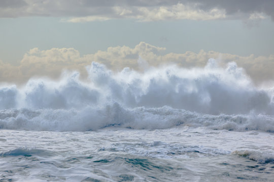 Wave Power Exploding © ChrisVanLennepPhoto