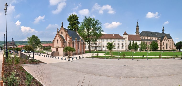 Ensemble architectural de l'&eacute;glise Saint-Georges de Molsheim en Alsace