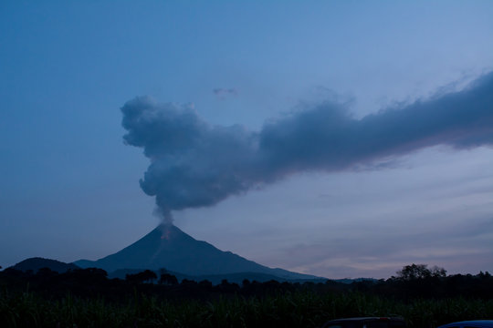 volcano activity 06 oct 2016