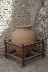 Fototapeta premium earthenware jar