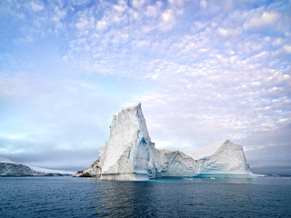 Fototapeta na wymiar Icebergs on arctic ocean in Ilulissat icefjord, Greenland