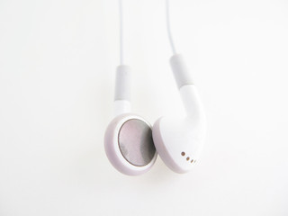 auriculares blancos