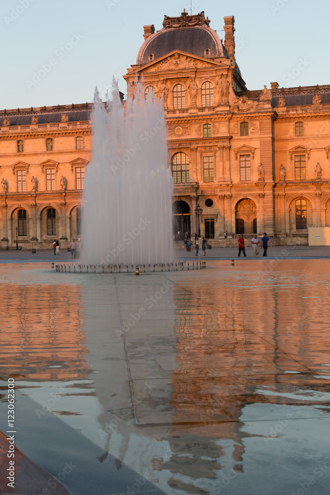 Sticker Louvre - Paris