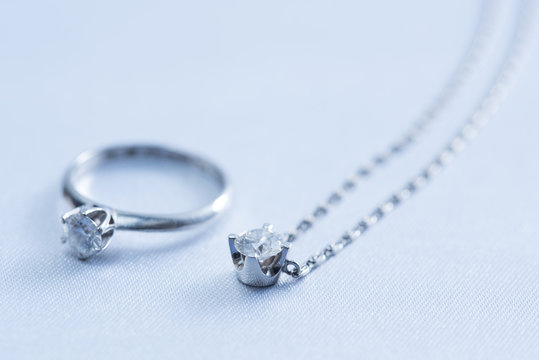 neckles and ring