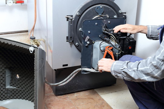 Heizungsbrenner reparieren