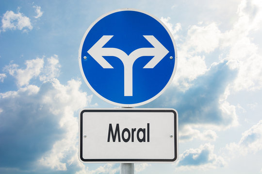 Schild 121 - Moral