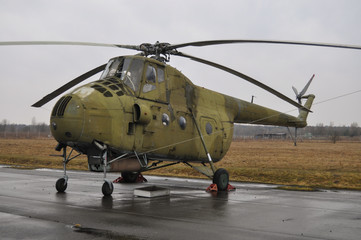 Fototapeta na wymiar Mil Mi-4