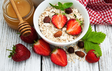 Muesli with strawberries