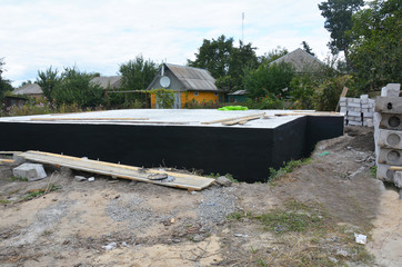 Waterproofing foundation walls. Foundation Waterproofing and Damp proofing Coatings.Waterproofing...