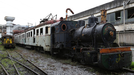 Fototapeta na wymiar Ancient steam locomotive