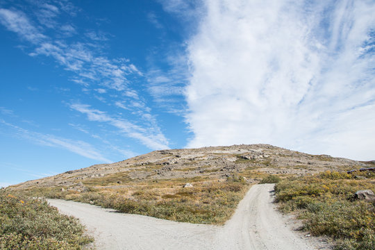 Make a decision - two ways in Greenland, Kangerlussuaq