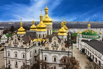 Fototapeta na wymiar Kiev, Ukraine. Cupolas of Pechersk Lavra Monastery and river 