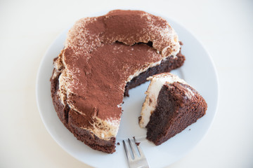 Schokoladentorte mit Baiserhaube