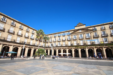 Fototapeta na wymiar Bilbao (Espagne) / Plaza Nueva - Plaza Barria