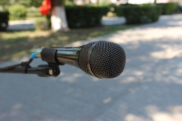 Street microphone