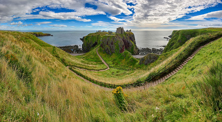 Way to the Dunnottar Castle (Aberdeenshire, Scotland) - HDR panorama