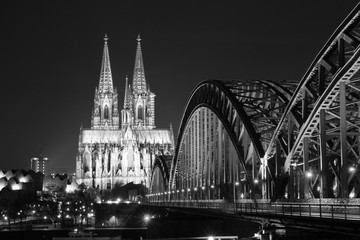 Fototapeta premium Hohenzollern Köln Brücke