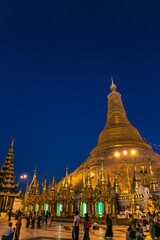 Fototapeta premium Shwedagon pagoda in Myanmar