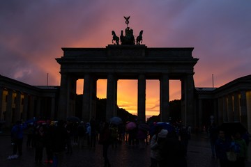 Sonnenuntergang am Brandenburger Tor © martinettlinger