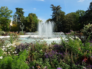 Fontaine, jets d'eau