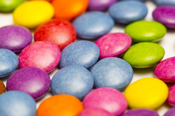 Fototapeta na wymiar Coloured smarties sweets