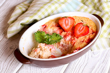 pie with strawberry