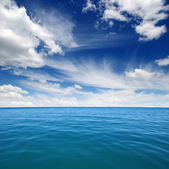 Obraz premium Blue sea water