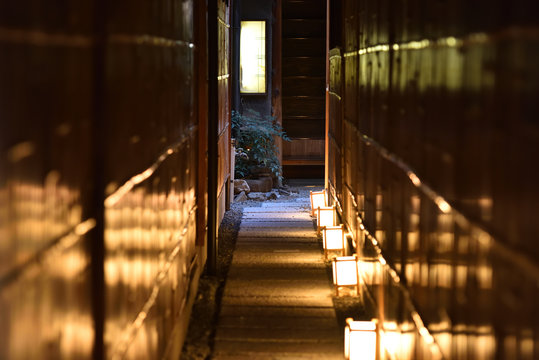 京の料理屋の入り口