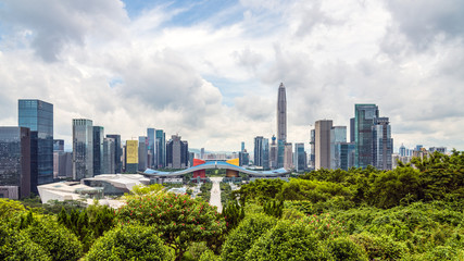 Fototapeta premium Pejzaż z Shenzhen, Chiny Pochmurno