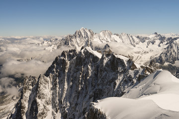 Le massif du Mont-blanc vu depuis l'aiguille du midi à 3800 m d