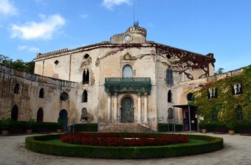 PARQUES, JARDINES, PARQUES URBANOS, LUGAR DE INTERES, VISITAR, PARQUES Y JARDINES, PLANTAS, FLORES, AGUA, VEGETACION, PALMERAS, FUENTES, ARQUITECTURA, CASTILLOS,
