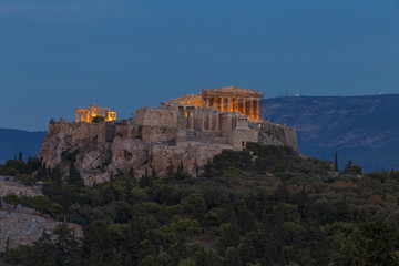 Fototapeta na wymiar The Acropolis of the Athens at night