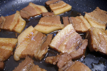 三枚肉の煮付け