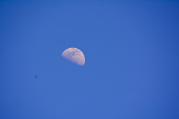 Moon in Night Sky © underworld