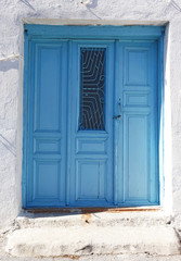 Porte bleue