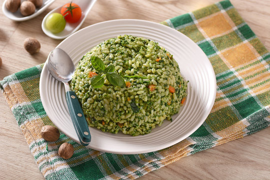 tortino di riso con spinaci e noce moscata - ricetta vegetariana