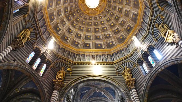 Interno duomo Siena