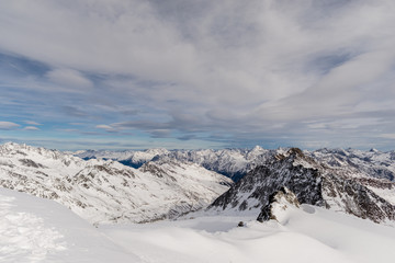 Fototapeta na wymiar The Alps in the winter