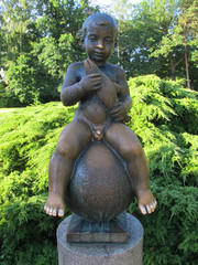 Fototapeta na wymiar Frantiskovy lazne, statue of Frantisek (Czech Republic)