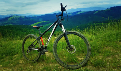 Fototapeta na wymiar mount bike