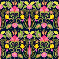 Vintage ornate seamless silk wallpaper with floral exotic pattern and feathers