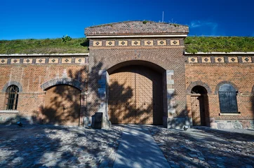 Fototapete Gründungsarbeit Tor des historischen preußischen Forts in Posen.